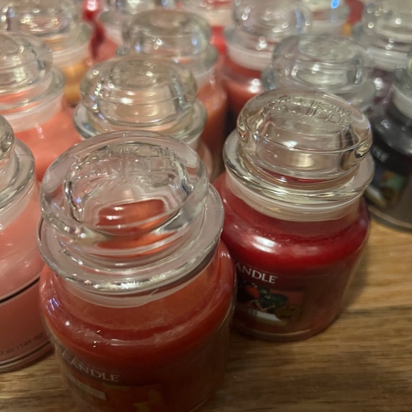 YANKEE CANDLES Jars Most 3.7 oz jars. RETIRED Unused - Picture 3 of 5